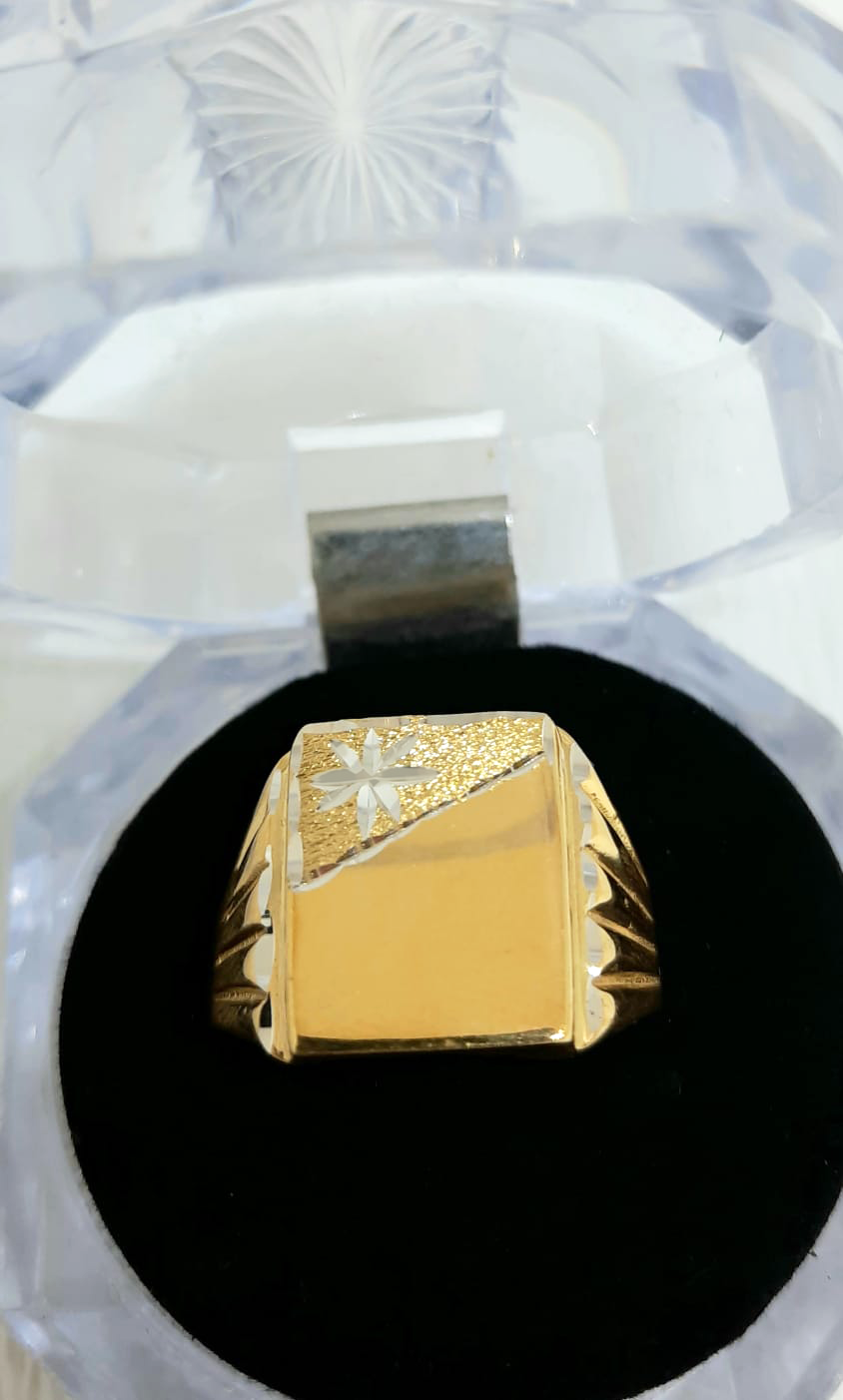 Gold Gent Ring